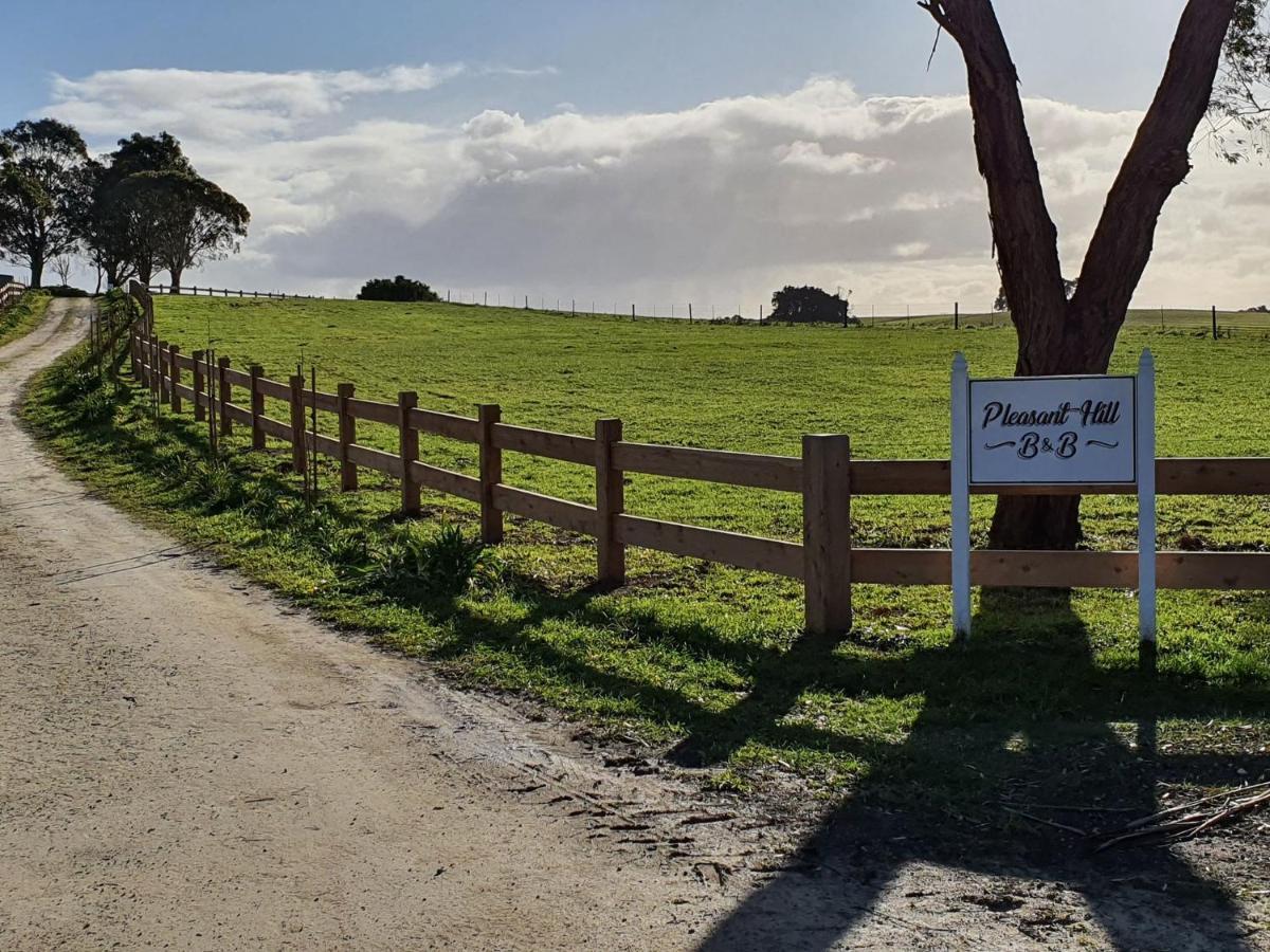 Pleasant Hill Bnb Mount Gambier Exterior photo